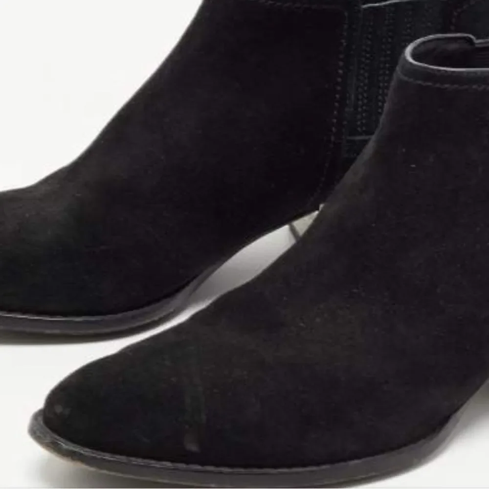 Alexander Wang Gabi Cut Out Boot 39.5 Black Suede Silver Metal Heel